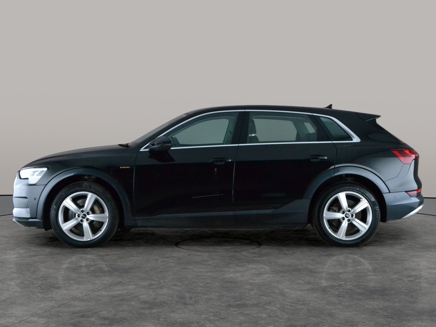 Used Audi e-tron 2021 for sale - 78210999: Photo 13