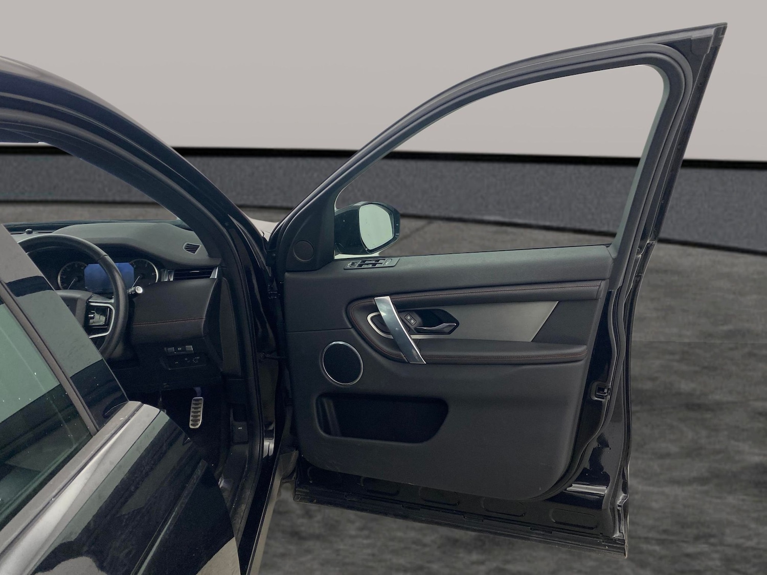 Used Land Rover Discovery Sport 2022 for sale - 77316655: Photo 28