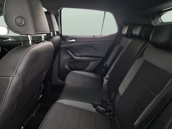 Used Volkswagen T-Cross 2022 for sale - 76242324: Photo 32