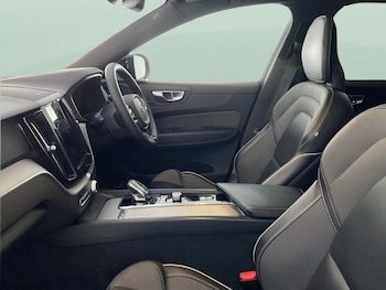 Used Volvo XC60 2022 for sale - 75817731: Photo