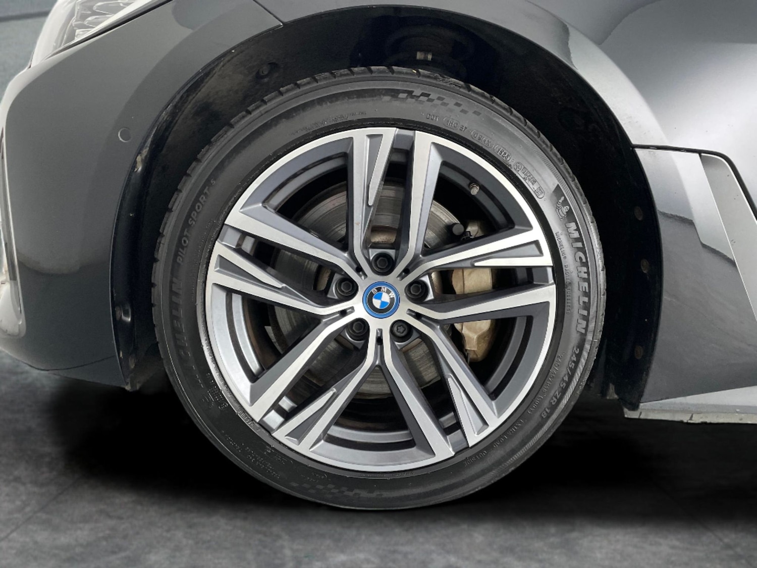 Used BMW i4 2022 for sale - 76171363: Photo 28