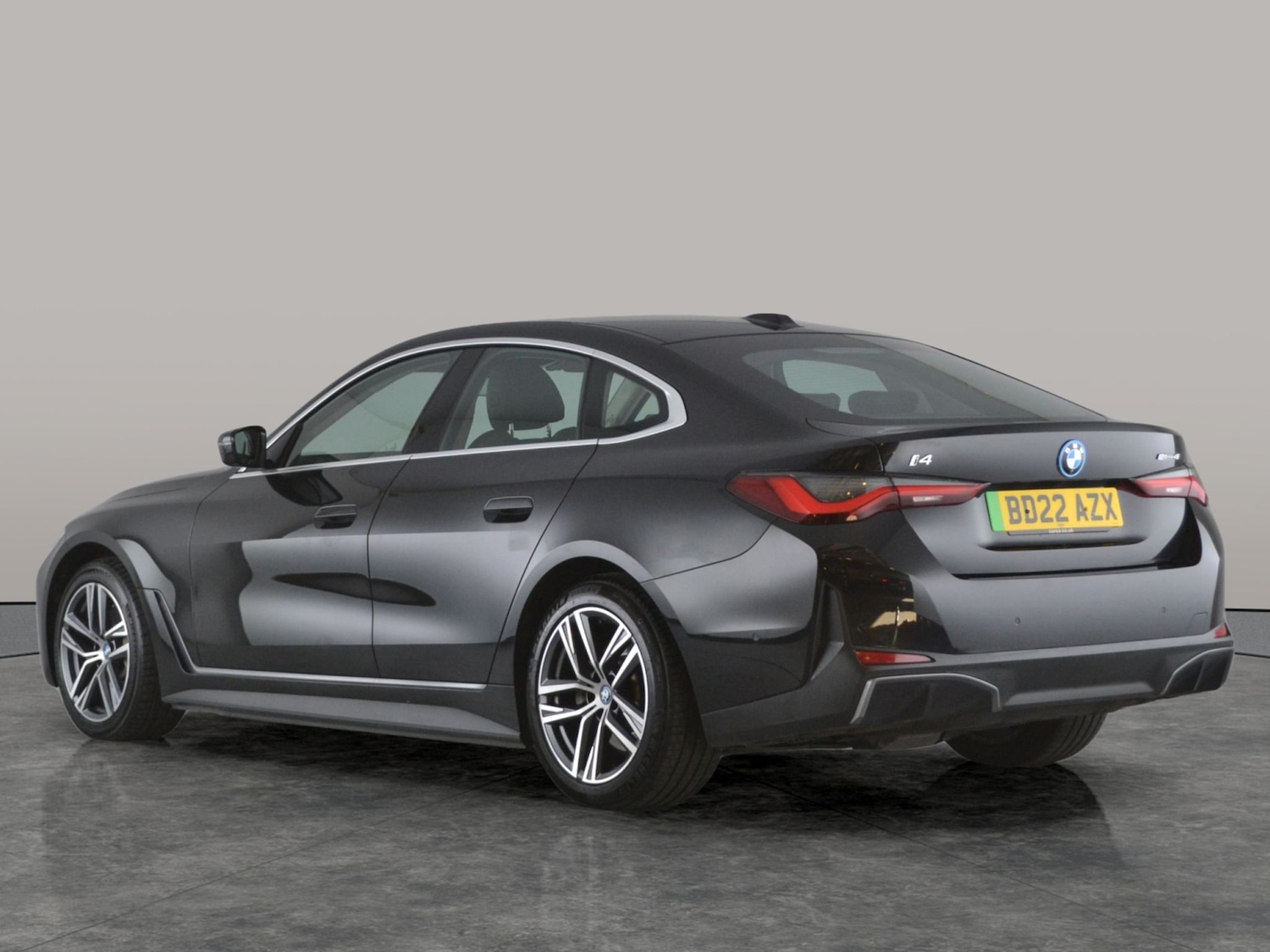 Used BMW i4 2022 for sale - 76171363: Photo 9