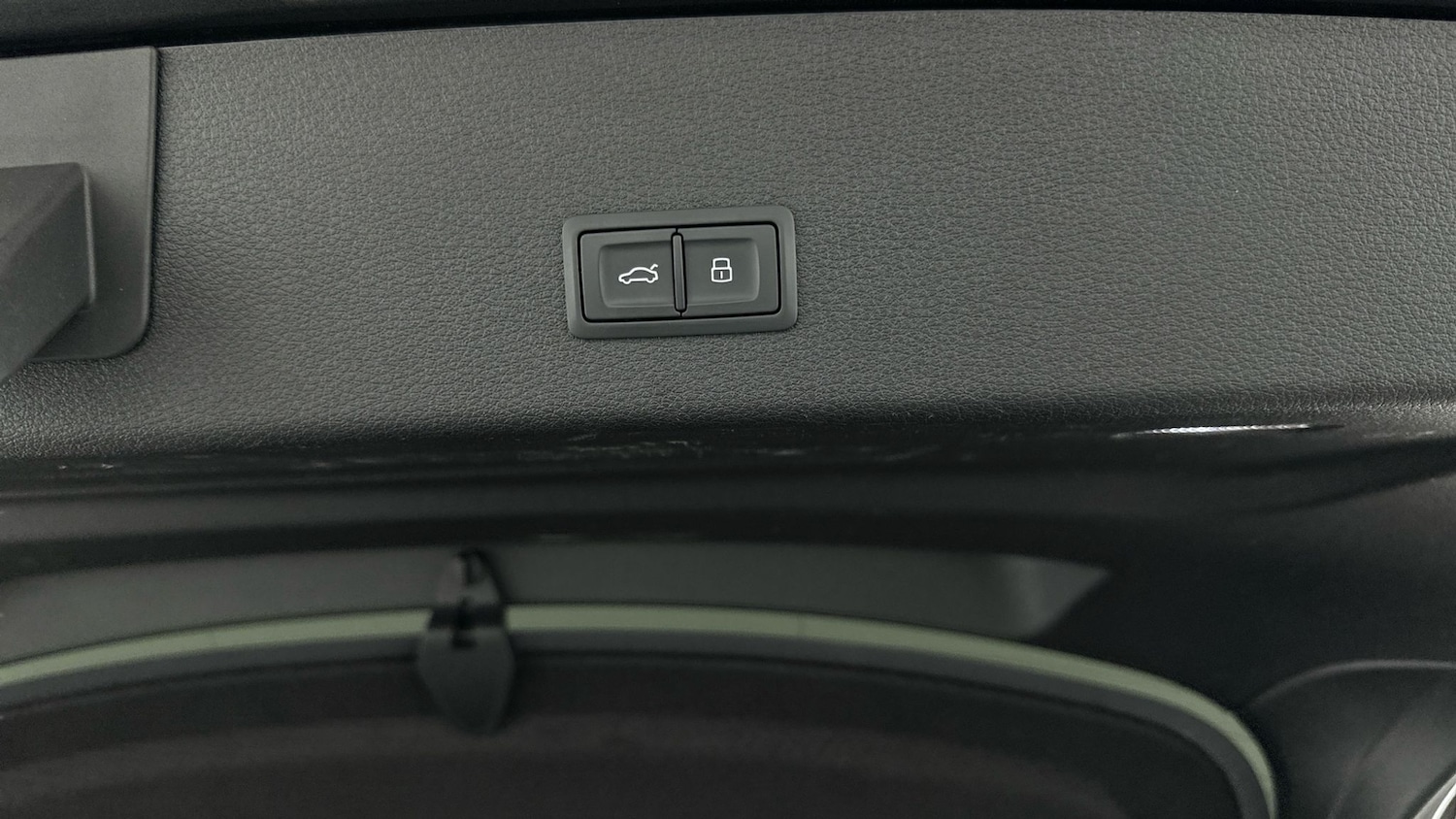 Used Audi e-tron 2021 for sale - 77975798: Photo 33