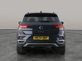 Used Volkswagen T-Roc 2021 for sale - 76557195: Photo