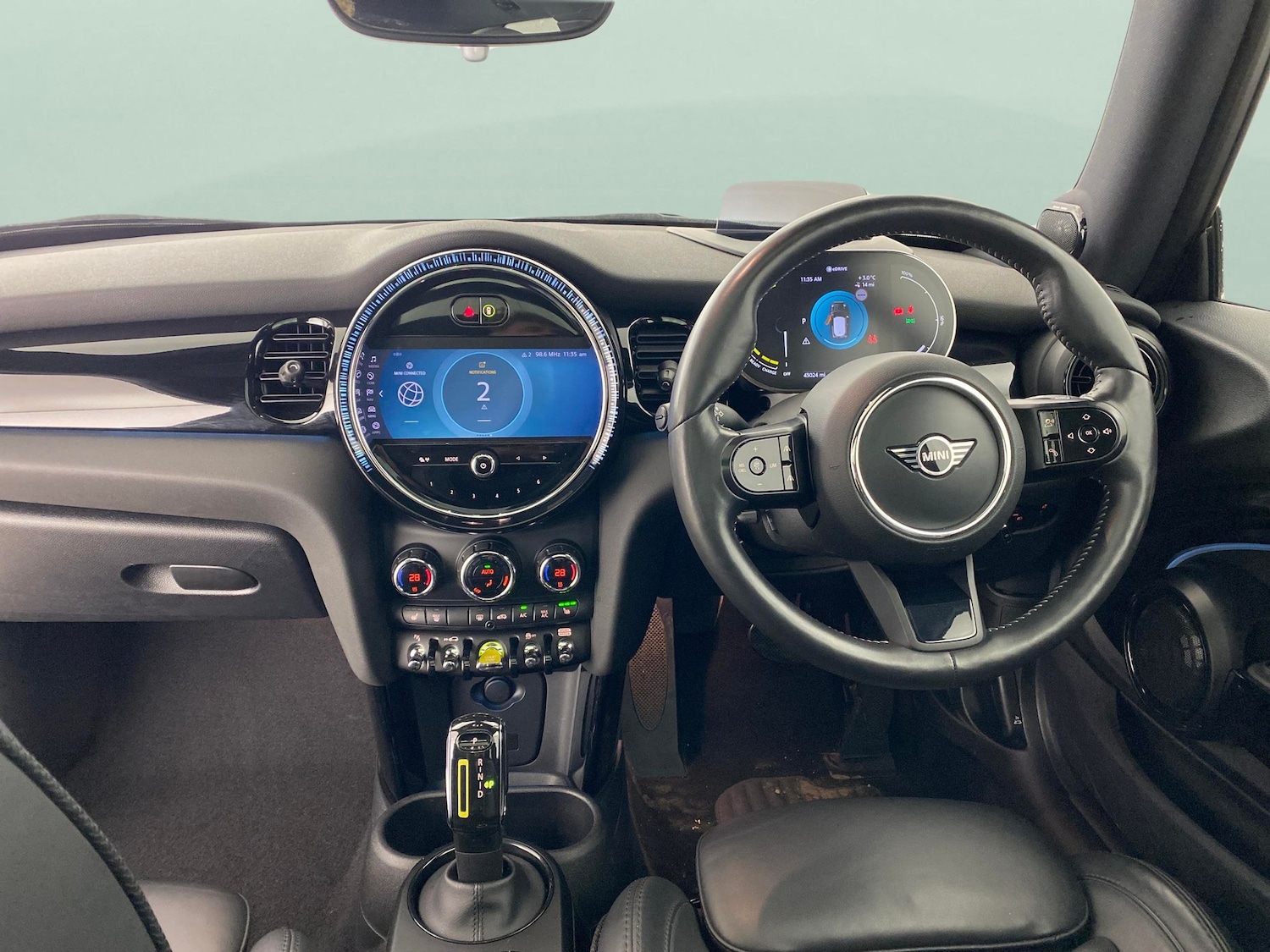 Used MINI Electric Hatch 2021 for sale - 76901789: Photo 4