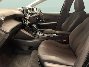 Used Peugeot 208 2020 for sale - 77962975: Photo