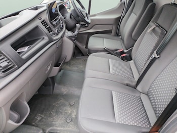 Used Ford Transit undefined for sale - 78211035: Photo