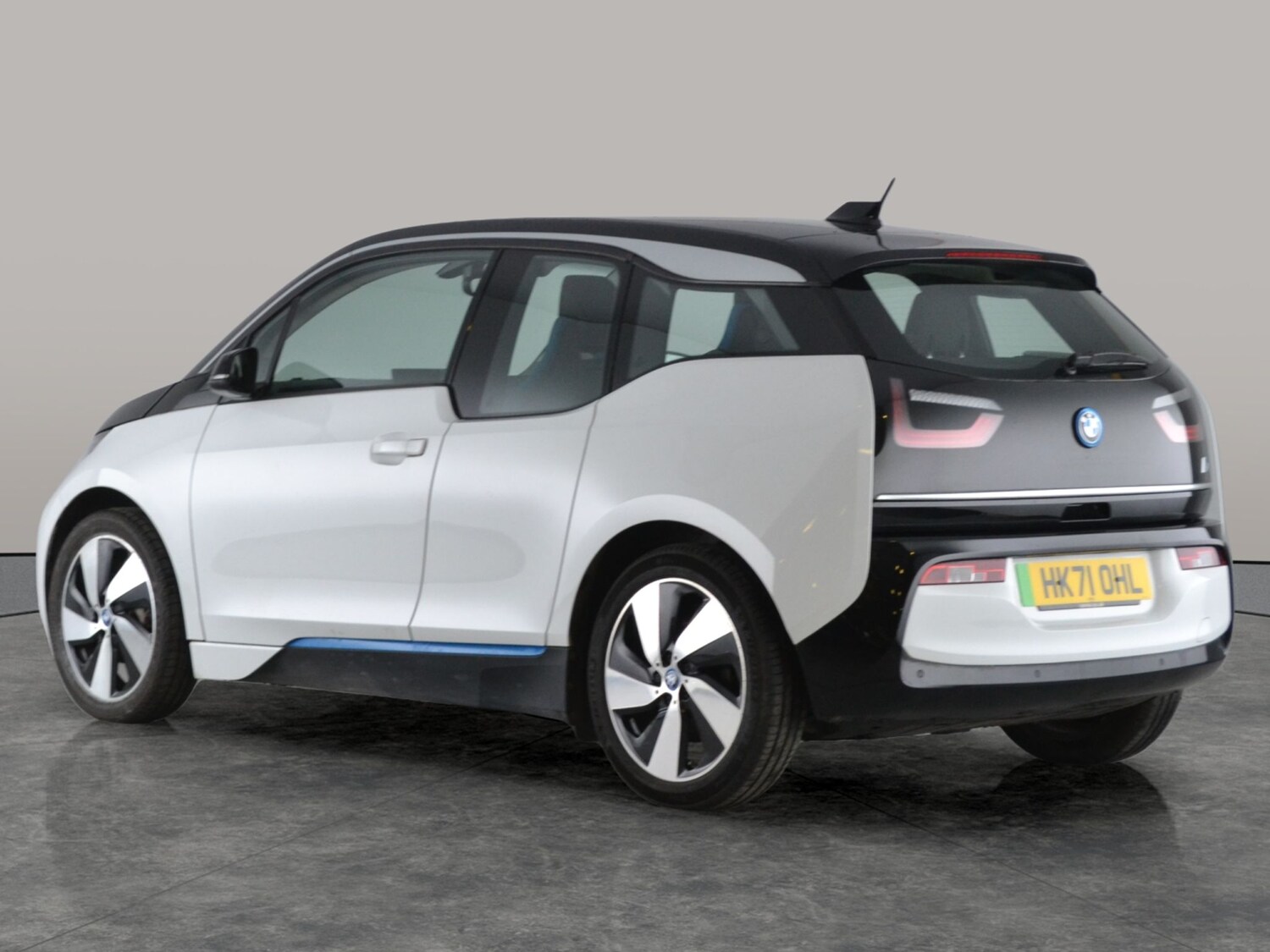 Used BMW i3 2021 for sale - 77981301: Photo 8