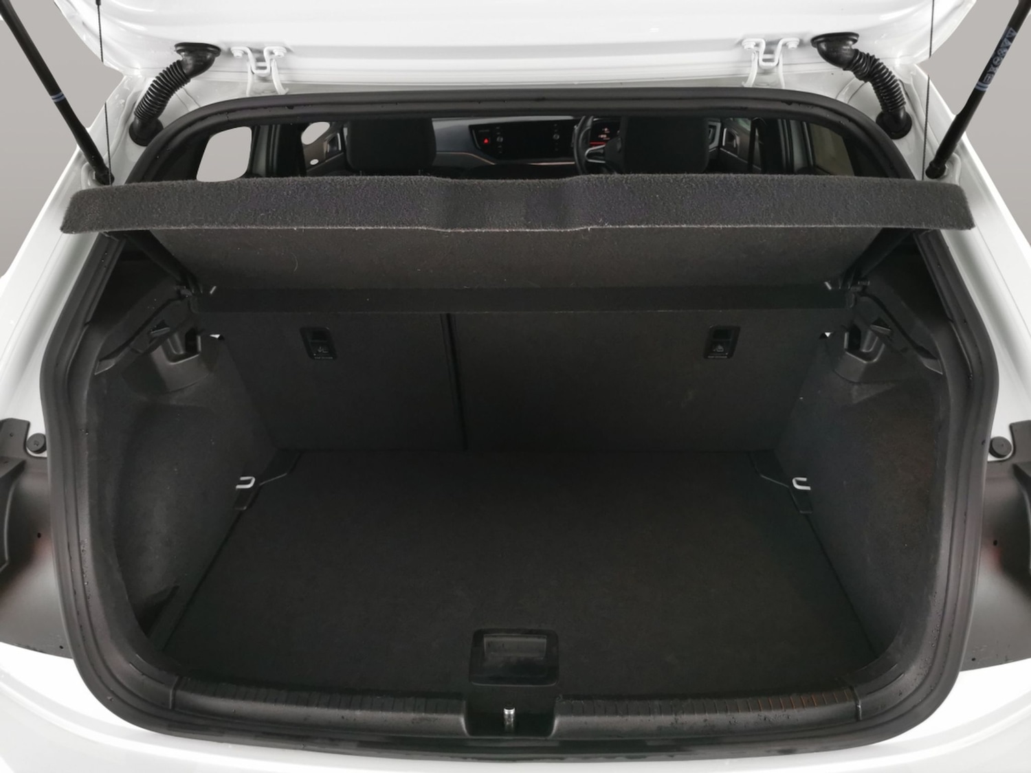 Used Volkswagen Polo 2023 for sale - 77392379: Photo 31