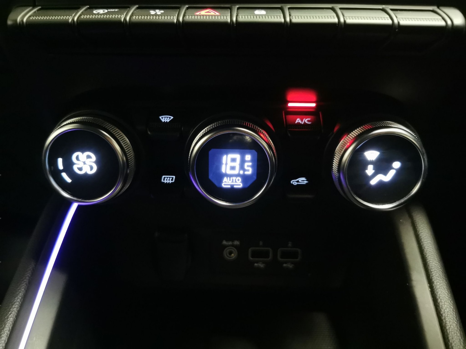 Used Renault Clio 2023 for sale - 77890327: Photo 15