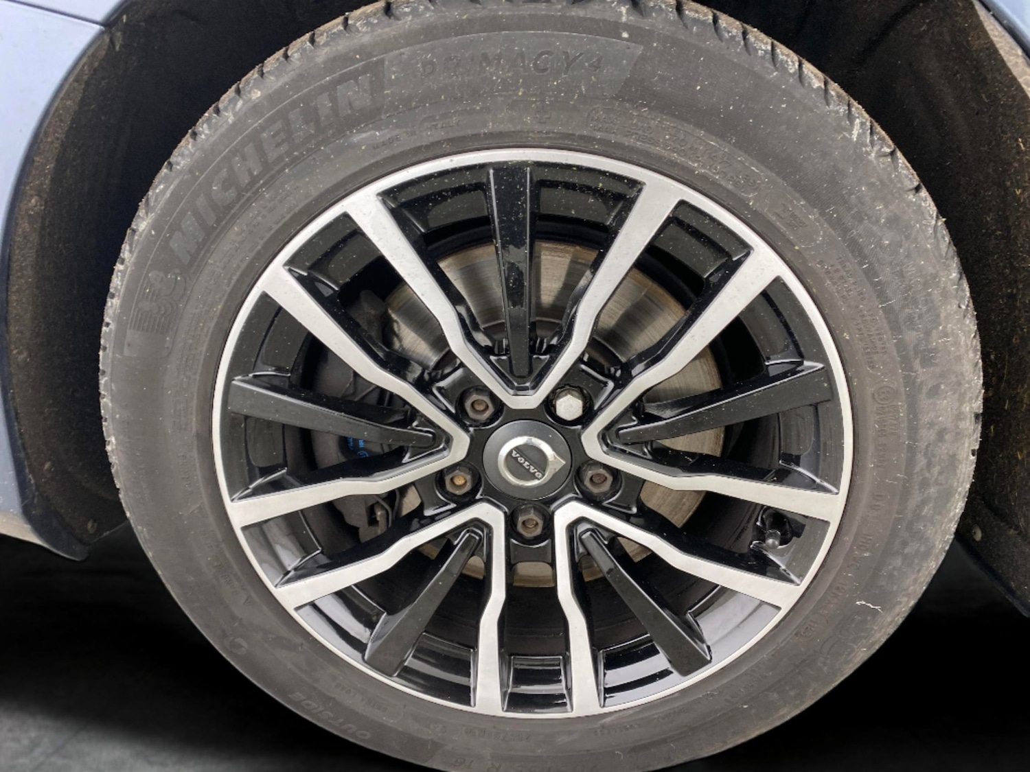 Used Volvo V40 2019 for sale - 77686124: Photo 17