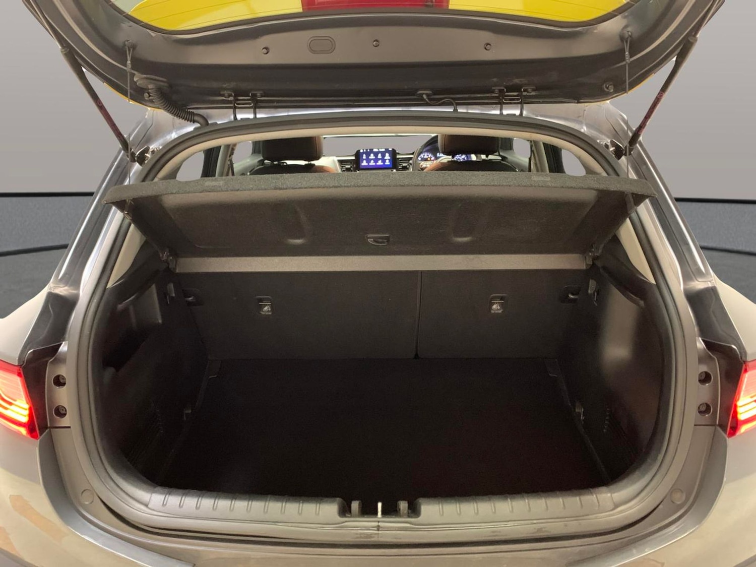 Used Kia Stonic 2022 for sale - 77134502: Photo 33