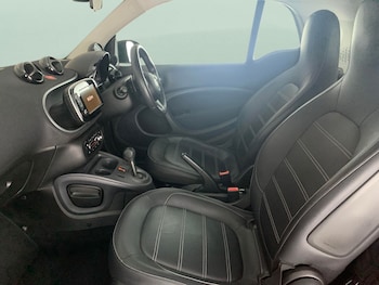 Used smart fortwo 2017 for sale - 77094406: Photo