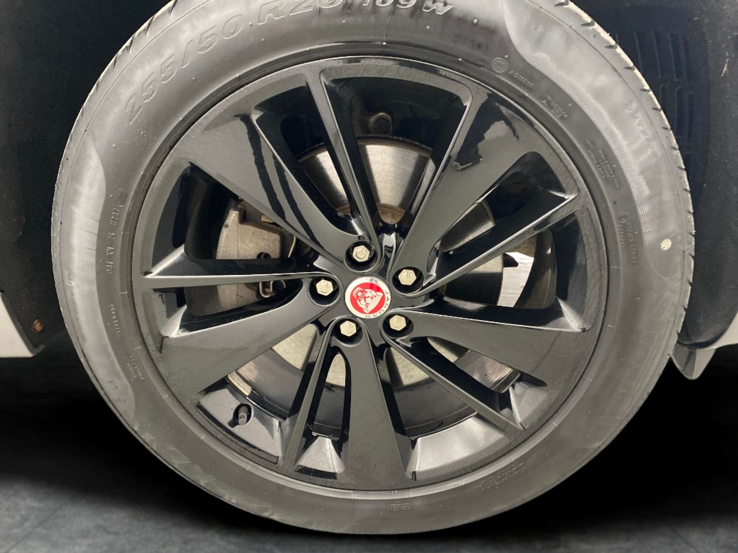 Used Jaguar F-Pace 2021 for sale - 76682122: Photo 25