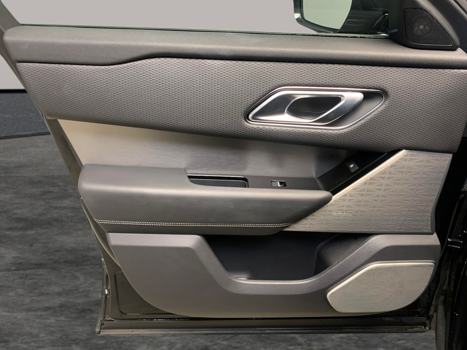 Used Land Rover Range Rover Velar 2021 for sale - 77003078: Photo 34