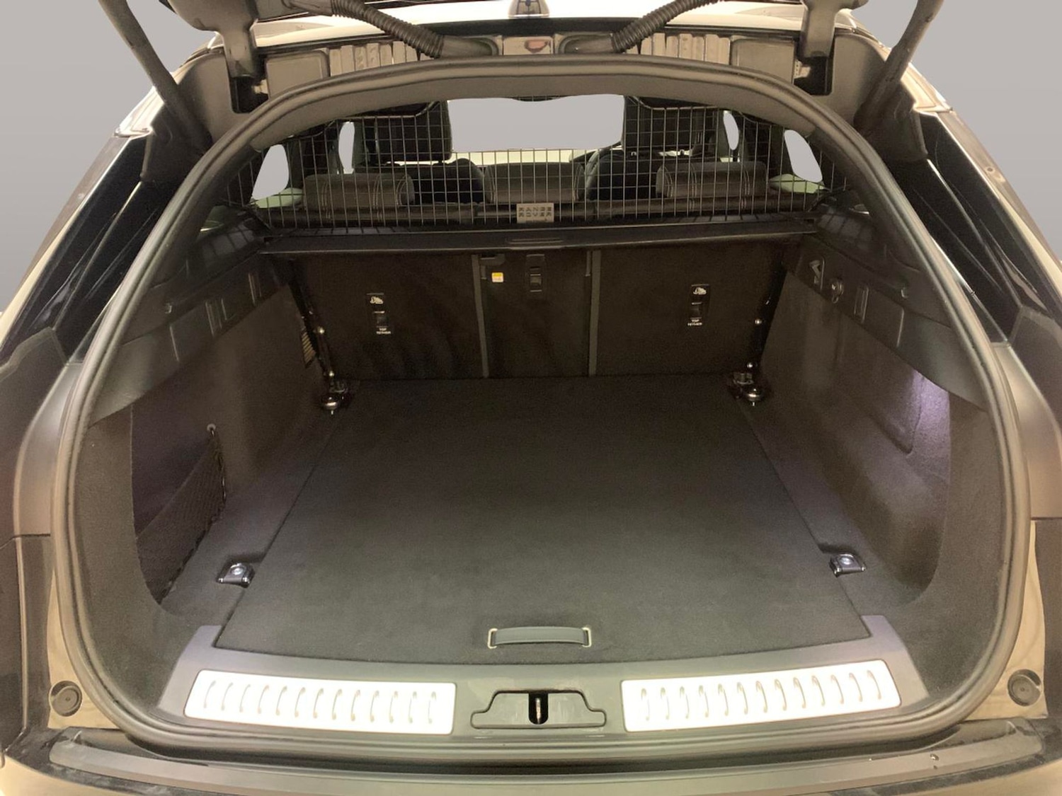 Used Land Rover Range Rover Velar 2021 for sale - 77003078: Photo 40