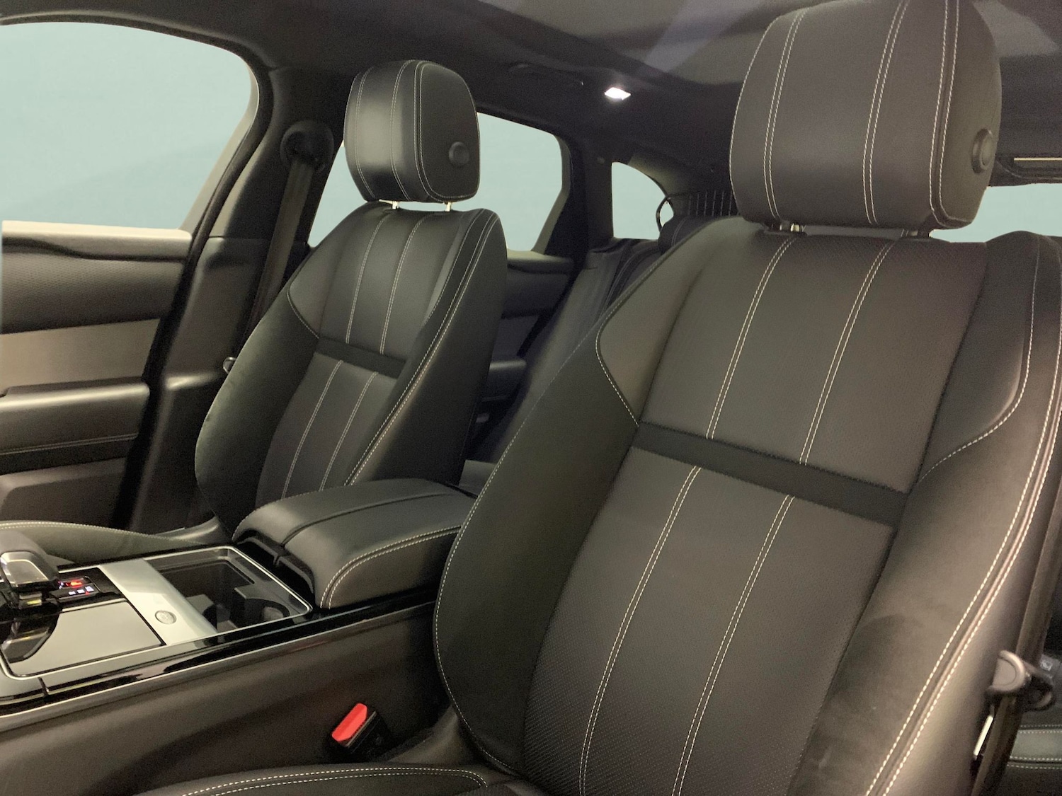 Used Land Rover Range Rover Velar 2021 for sale - 77003078: Photo 7