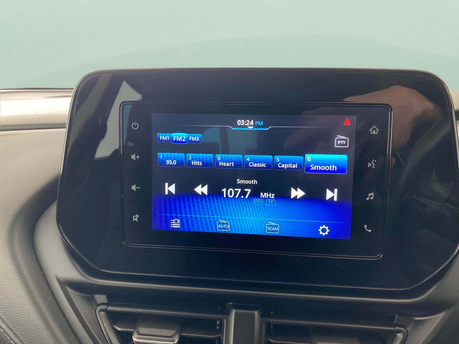 Used Suzuki SX4 S-Cross 2023 for sale - 77180368: Photo 13