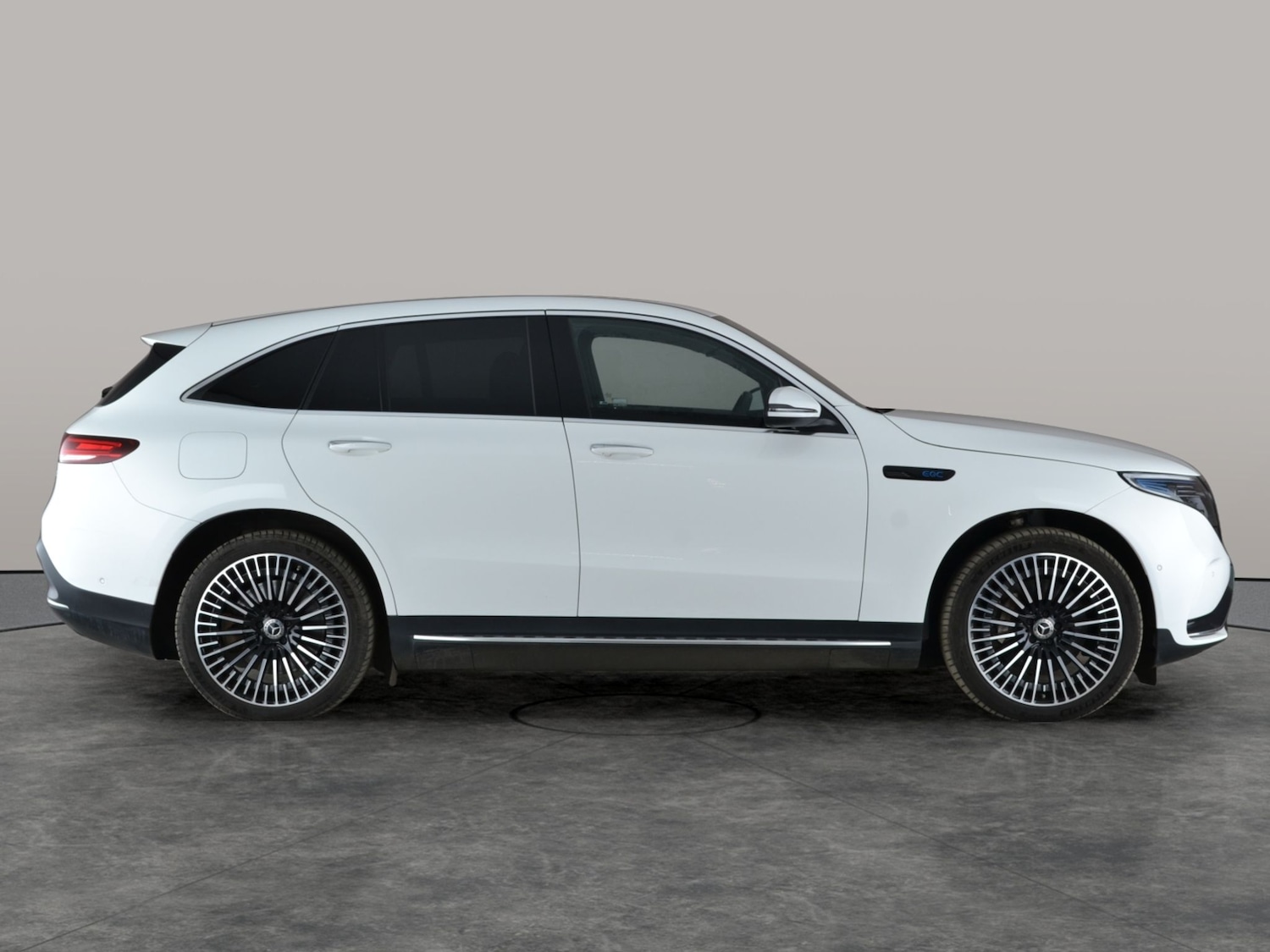 Used Mercedes-Benz EQC 2022 for sale - 77592586: Photo 10