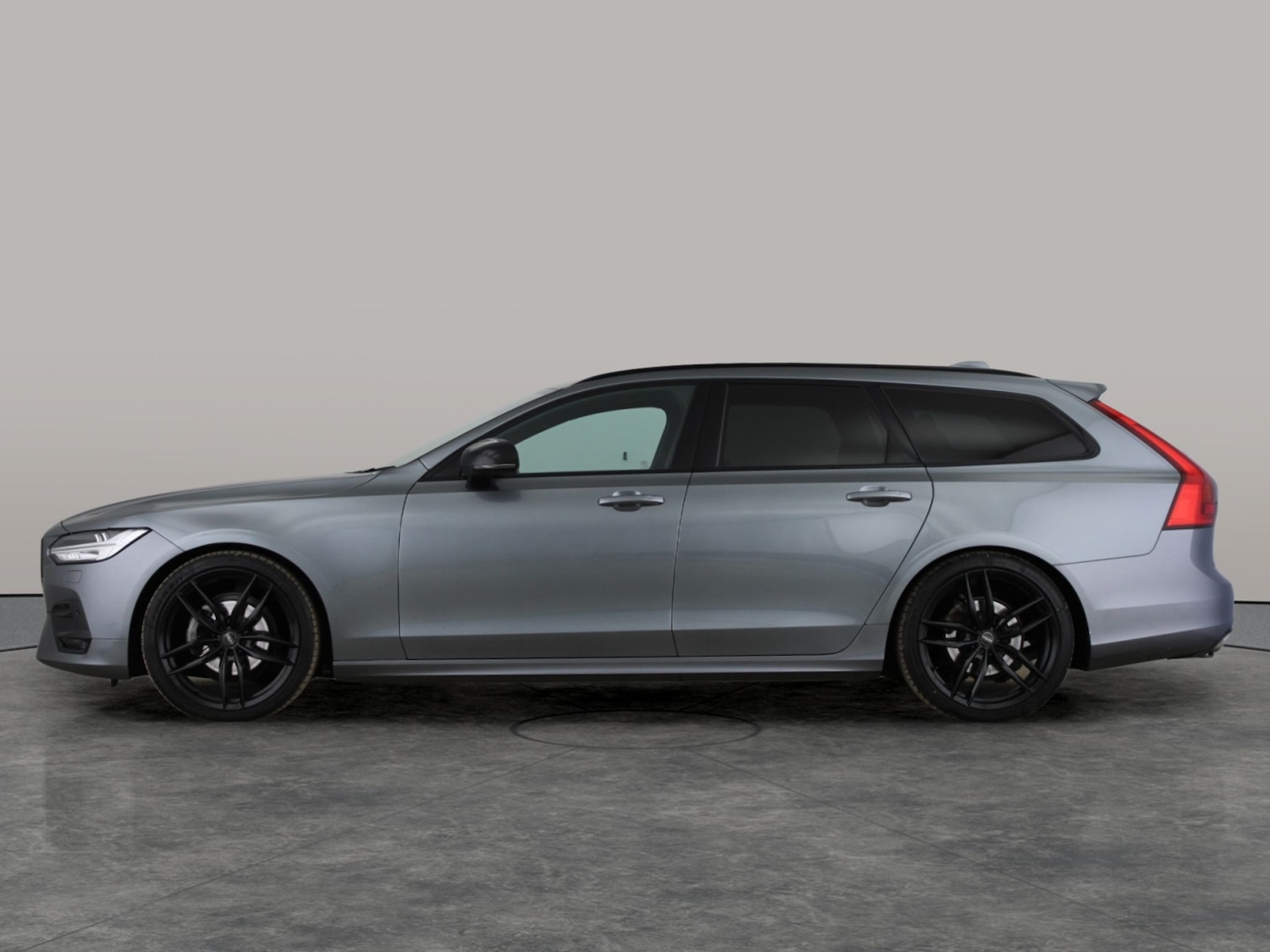 Used Volvo V90 2019 for sale - 77663219: Photo 12