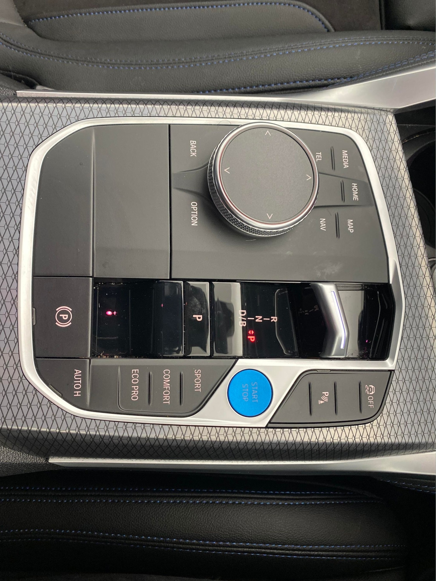 Used BMW i4 2023 for sale - 76450133: Photo 24