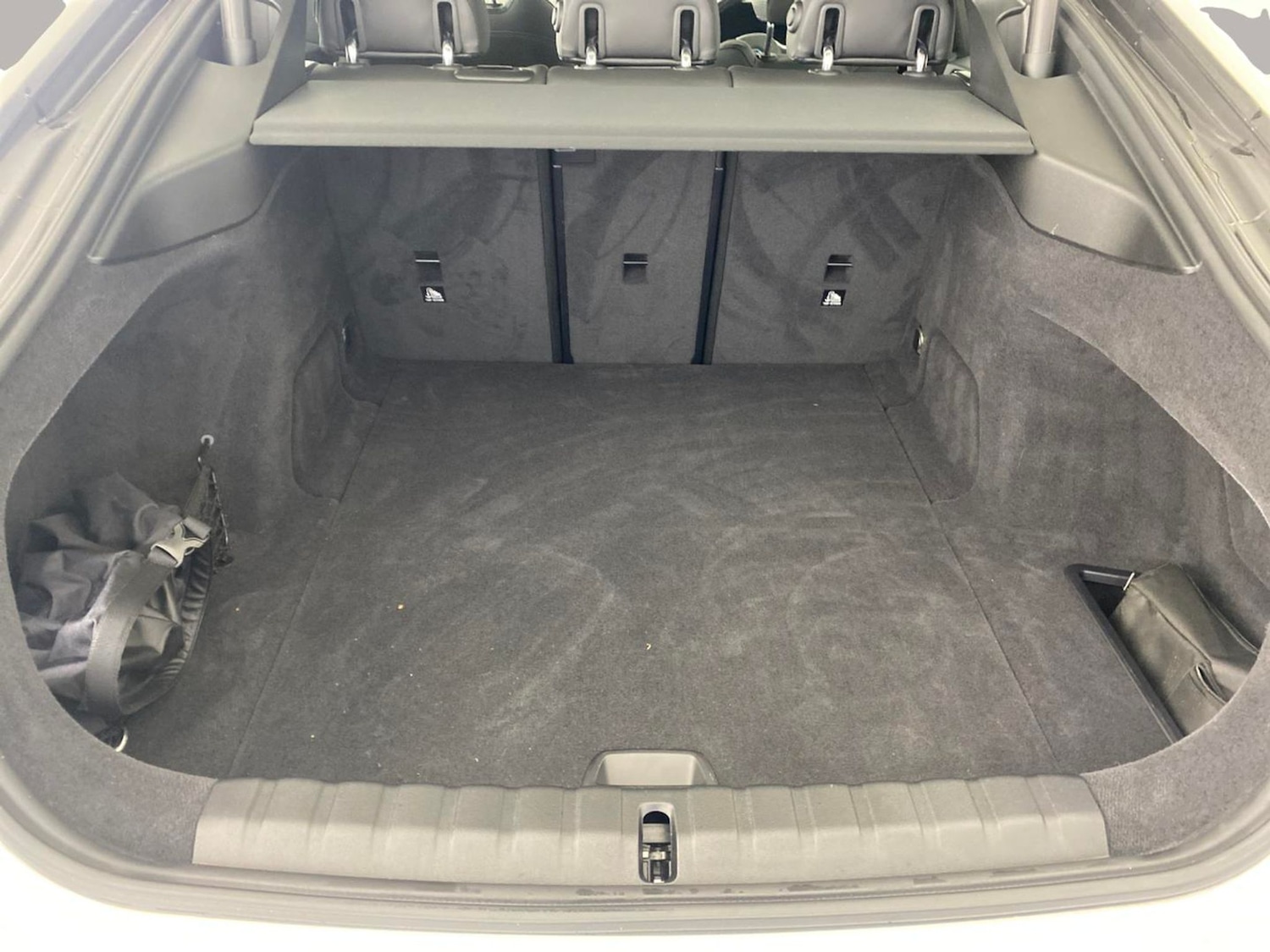 Used BMW i4 2023 for sale - 76450133: Photo 9