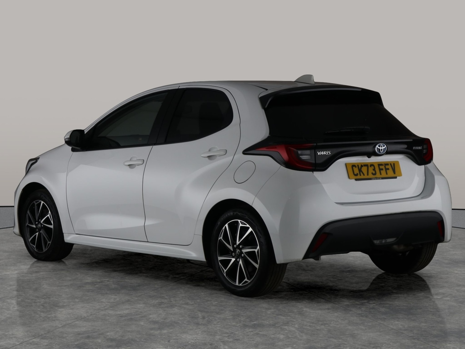 Used Toyota Yaris 2023 for sale - 76194326: Photo 10