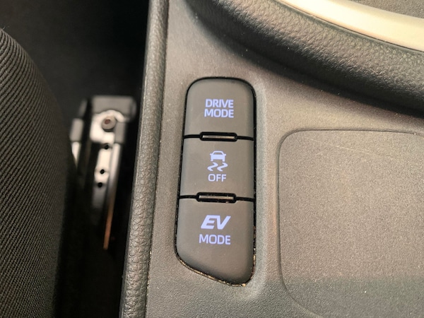 Used Toyota Yaris 2023 for sale - 76194326: Photo 19