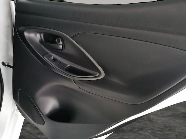 Used Toyota Yaris 2023 for sale - 76194326: Photo 31