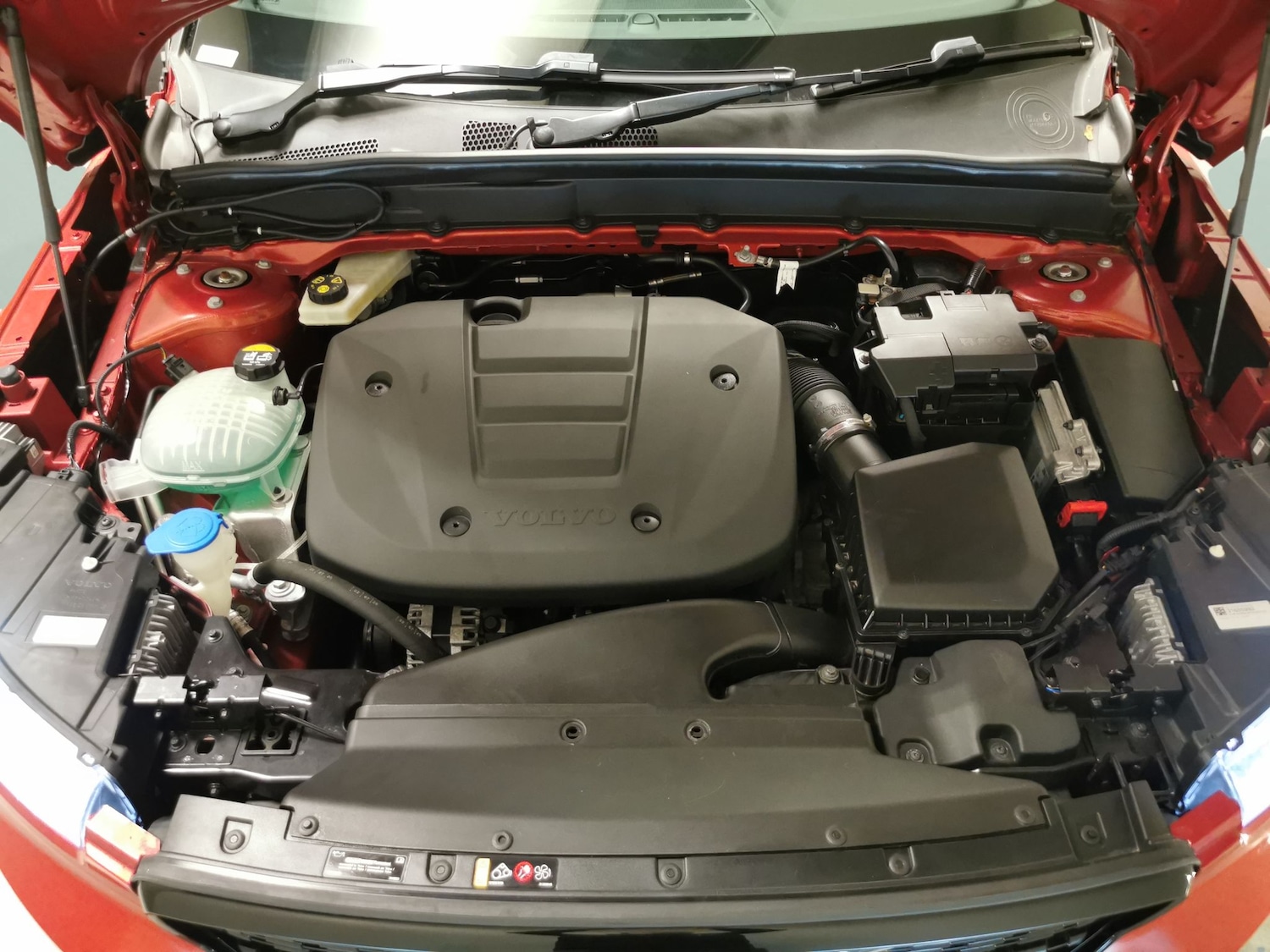 Used Volvo XC40 for sale - 76661421: Photo 30