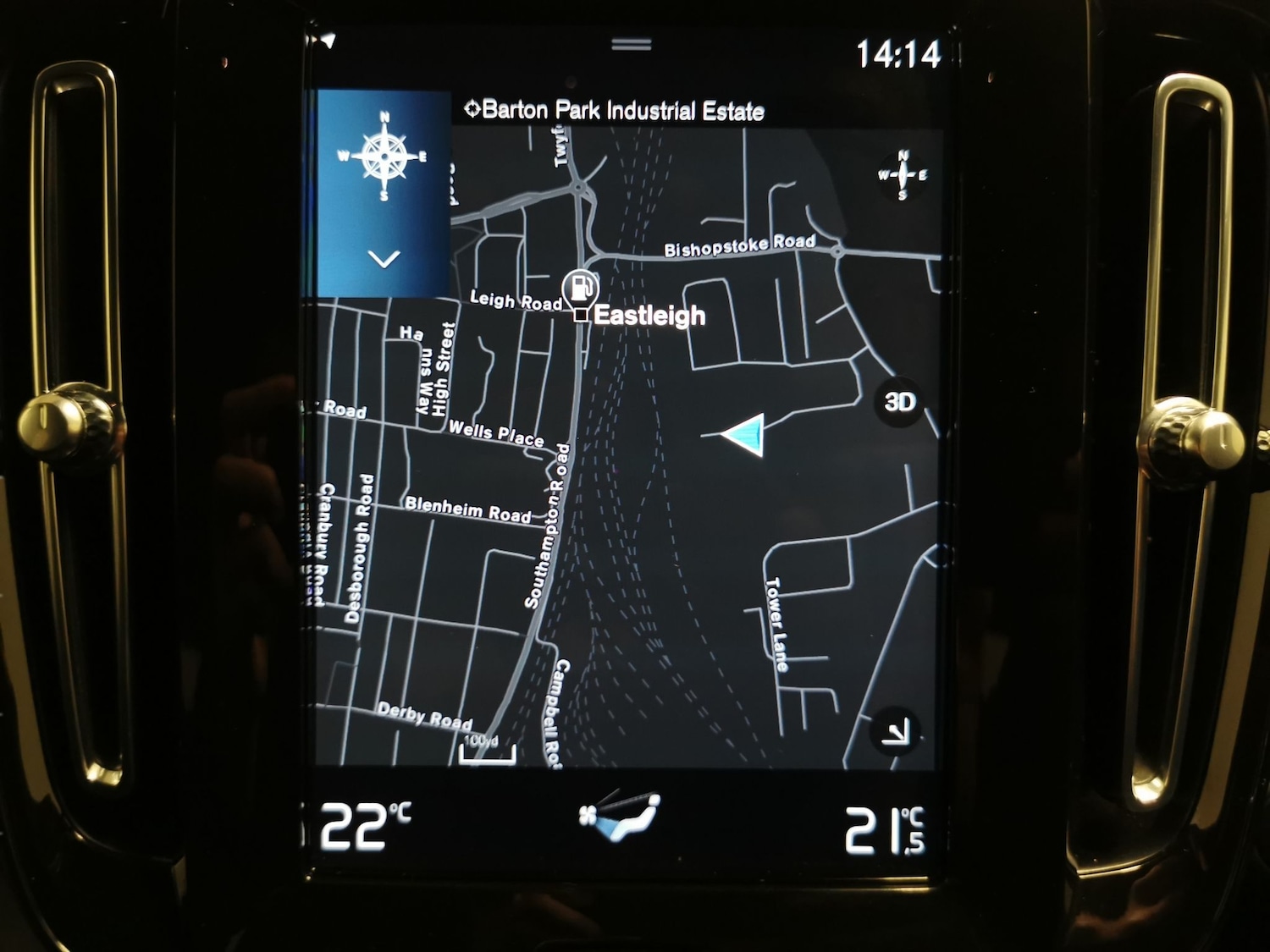 Used Volvo XC40 for sale - 76661421: Photo 5