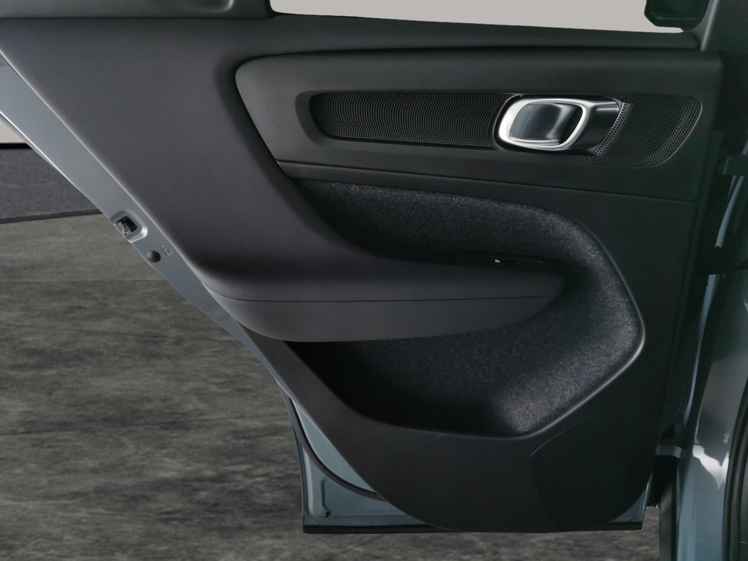 Used Volvo XC40 2023 for sale - 76519556: Photo 30