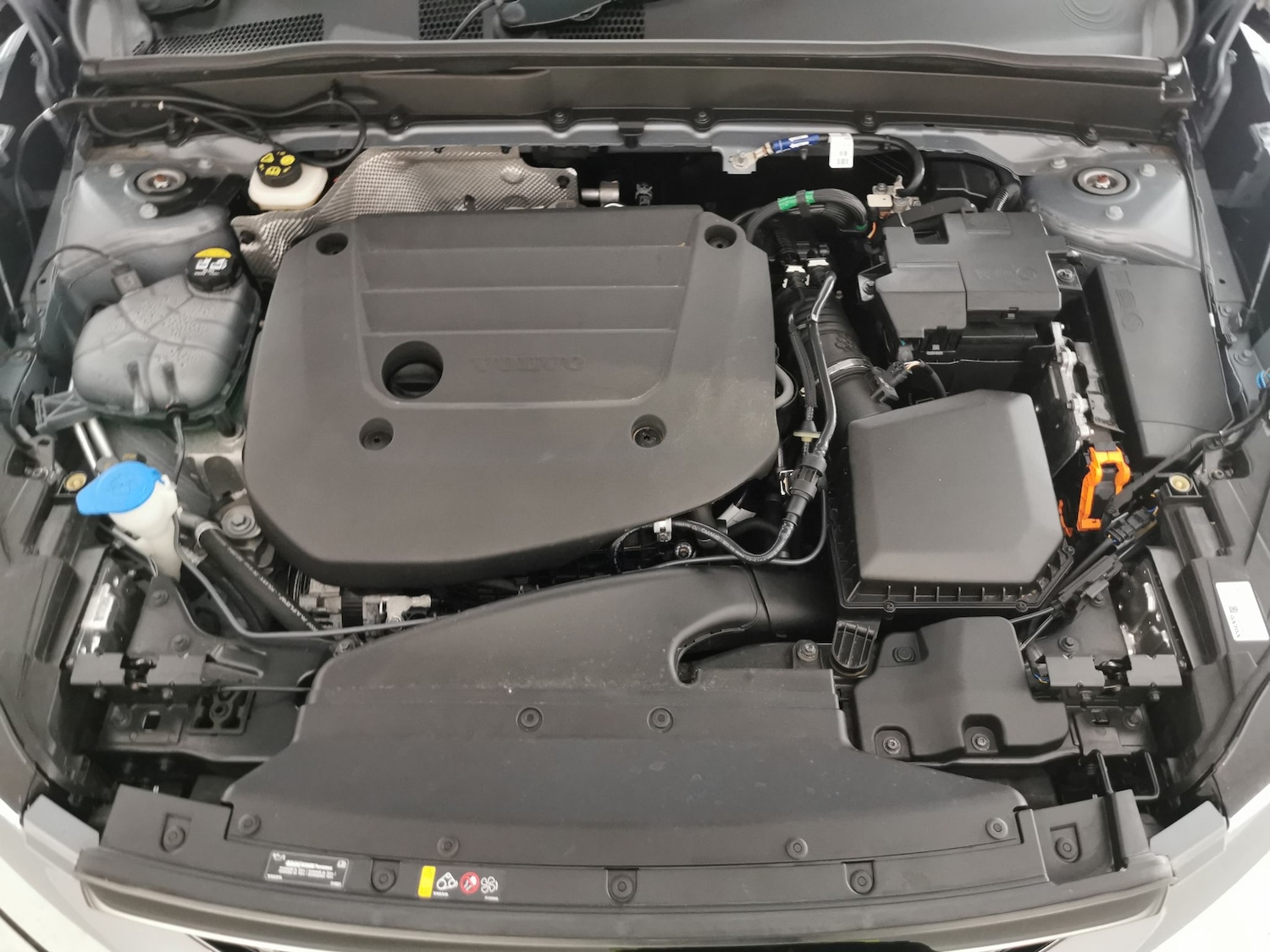 Used Volvo XC40 2023 for sale - 76519556: Photo 34