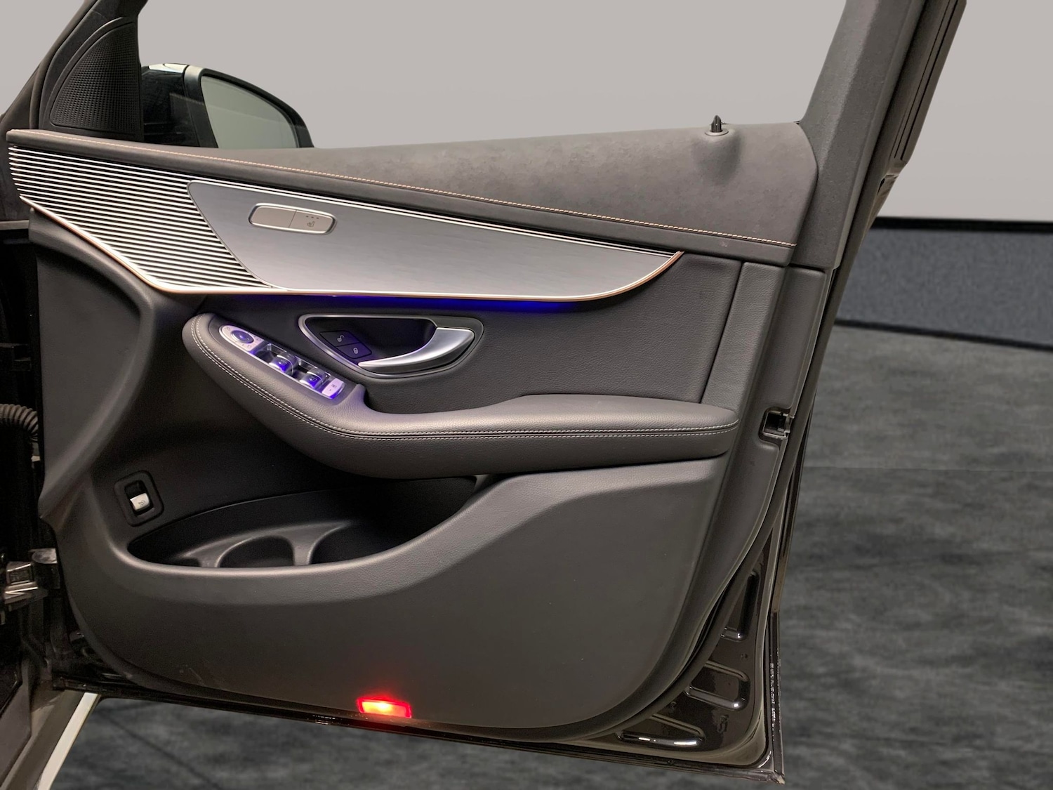 Used Mercedes-Benz EQC 2022 for sale - 76515153: Photo 39