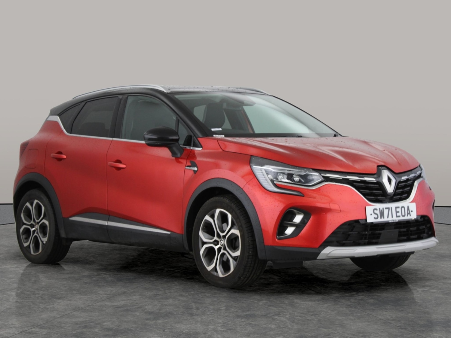 Used Renault Captur for sale - 77318589: Photo 8