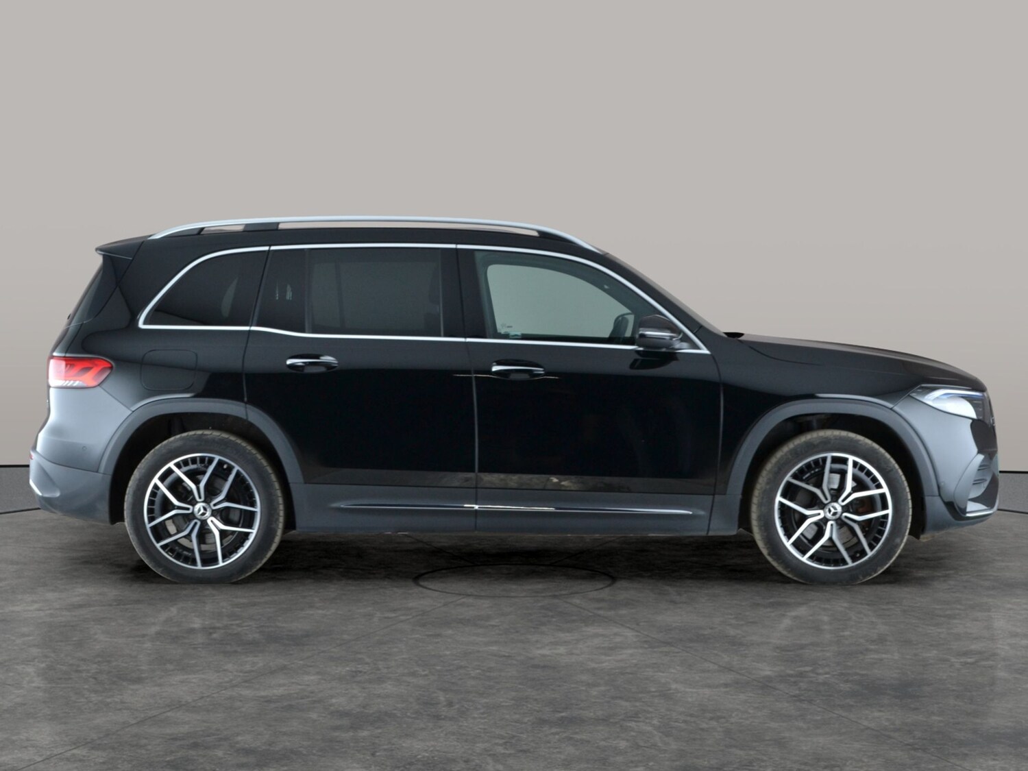 Used Mercedes-Benz EQB 2023 for sale - 77897280: Photo 11