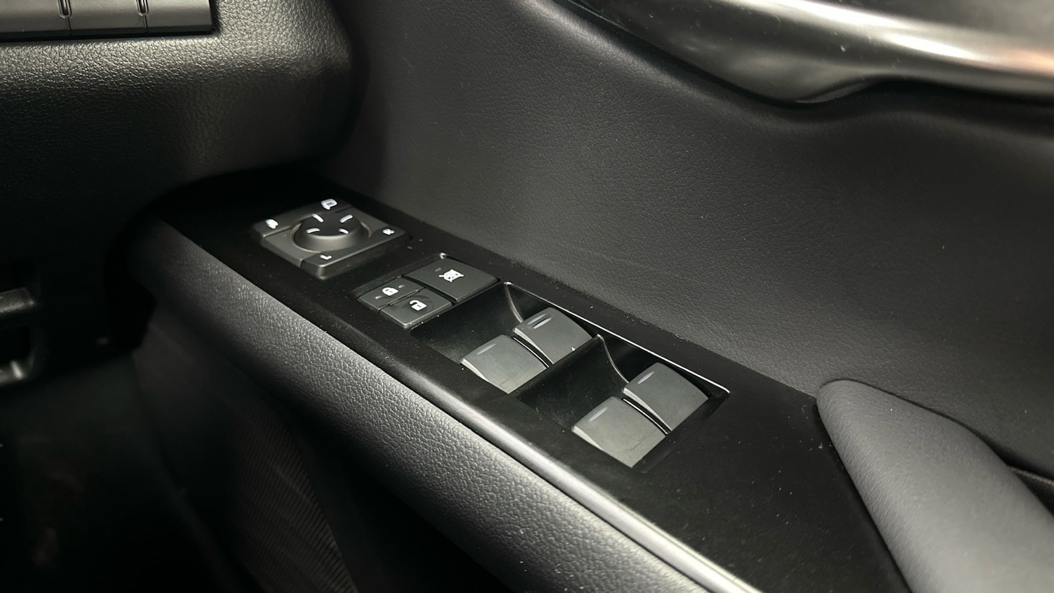 Used Lexus UX 2022 for sale - 77316602: Photo 26