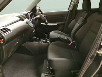 Used Suzuki Swift 2022 for sale - 79392831: Photo