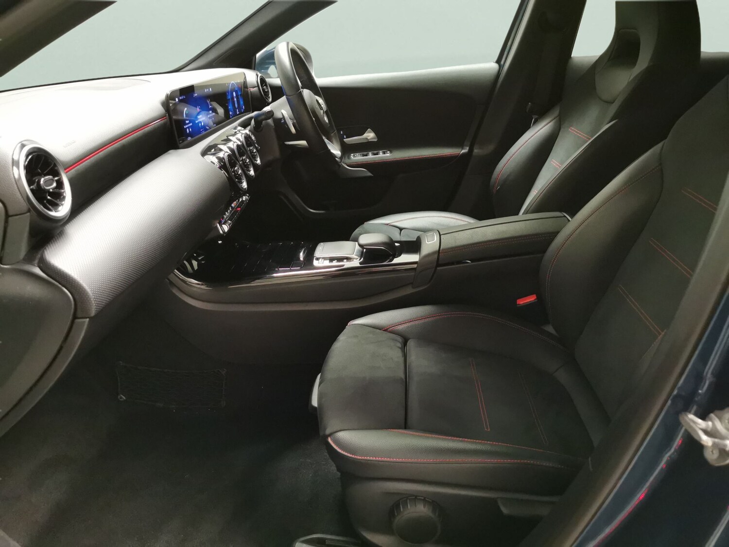 Used Mercedes-Benz A-Class 2019 for sale - 78001003: Photo 4