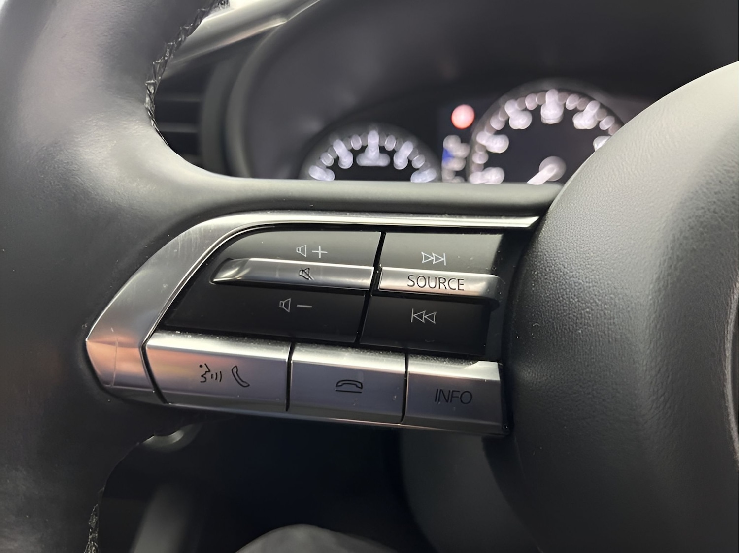 Used Mazda Mazda3 2022 for sale - 76392171: Photo 21