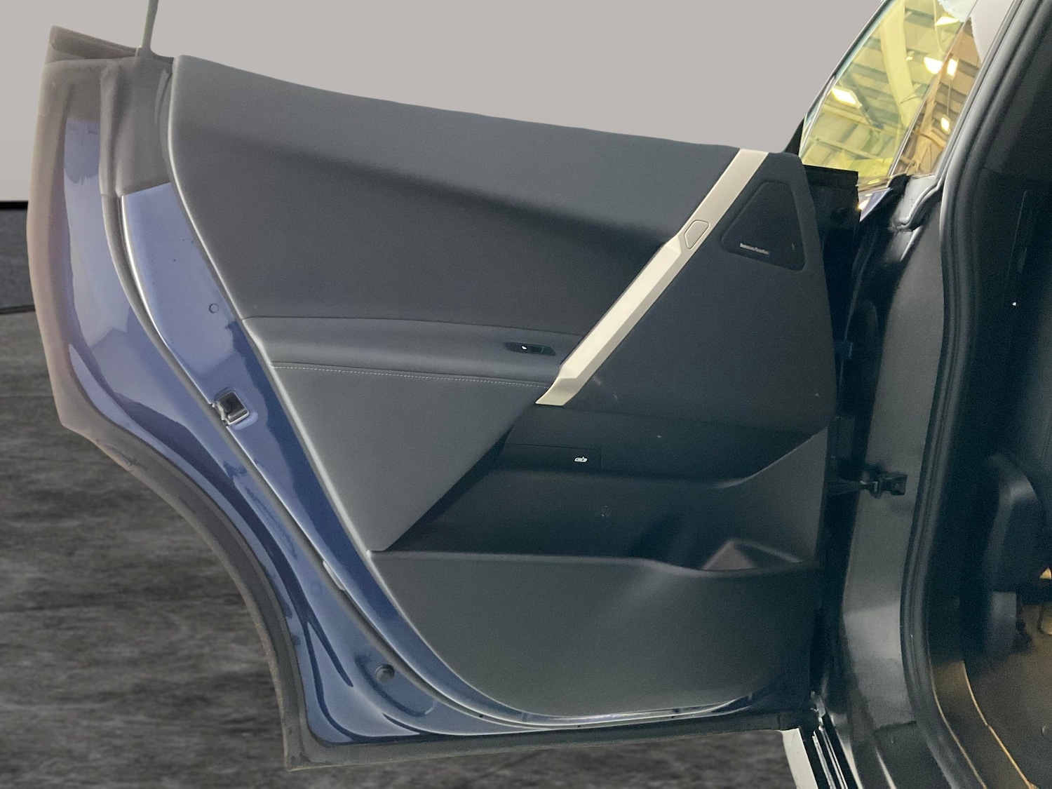 Used BMW iX 2022 for sale - 76491958: Photo 31