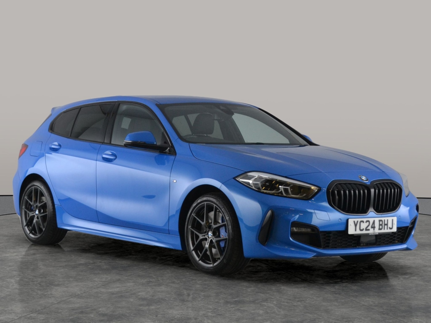 Used BMW 1 Series 2024 for sale - 76542551: Photo 14