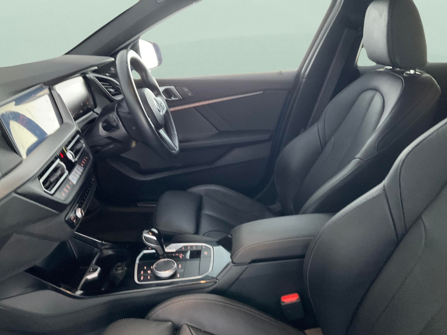 Used BMW 1 Series 2024 for sale - 76542551: Photo 4