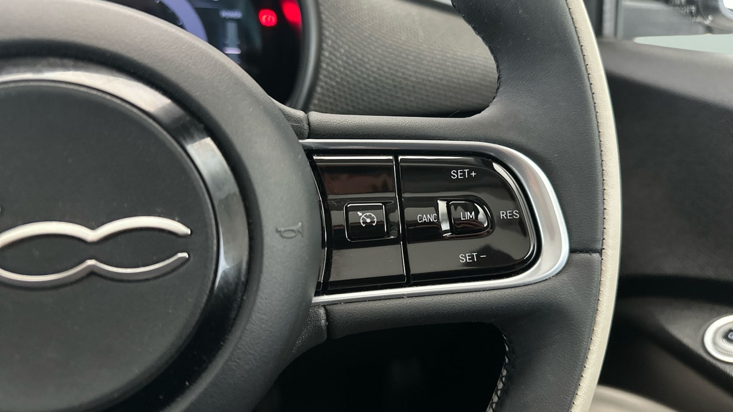 Used Fiat 500 2023 for sale - 76531947: Photo 21