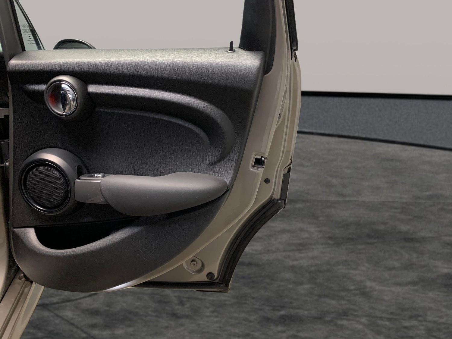 Used MINI Hatch 2019 for sale - 77234375: Photo 23