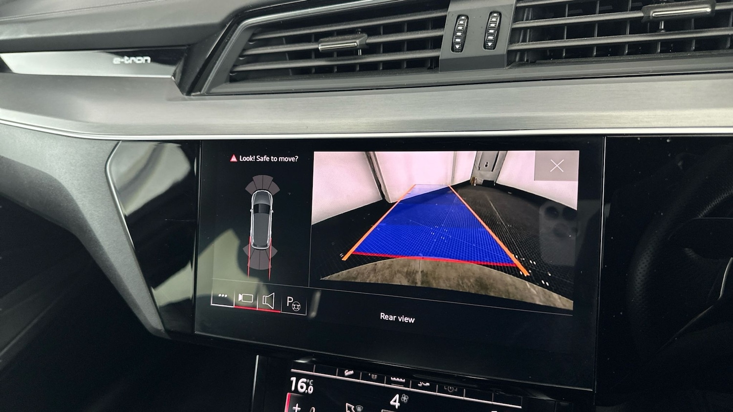 Used Audi e-tron 2022 for sale - 76577970: Photo 23