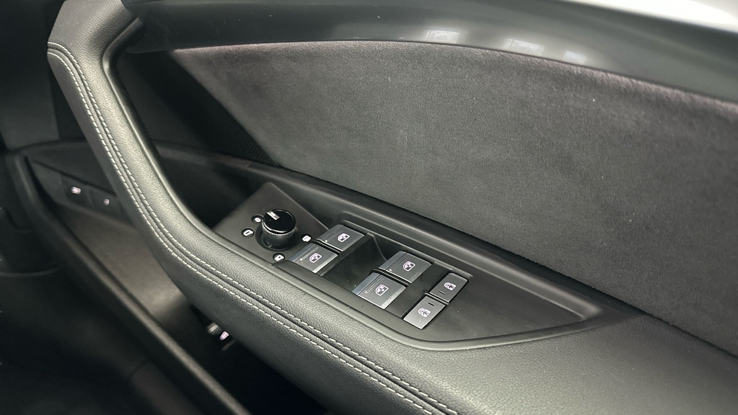 Used Audi e-tron 2022 for sale - 76577970: Photo 33