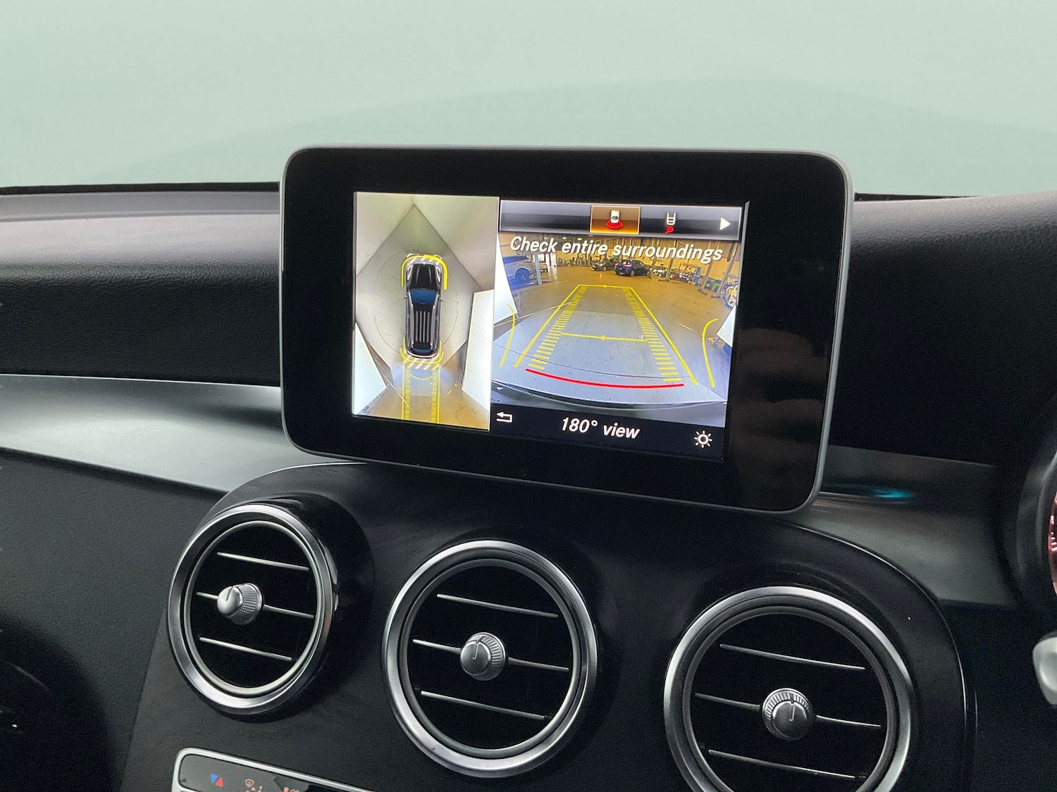 Used Mercedes-Benz GLC 2019 for sale - 76663431: Photo 6