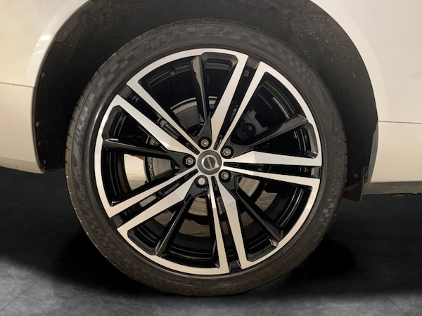 Used Volvo XC60 2019 for sale - 76312750: Photo 34