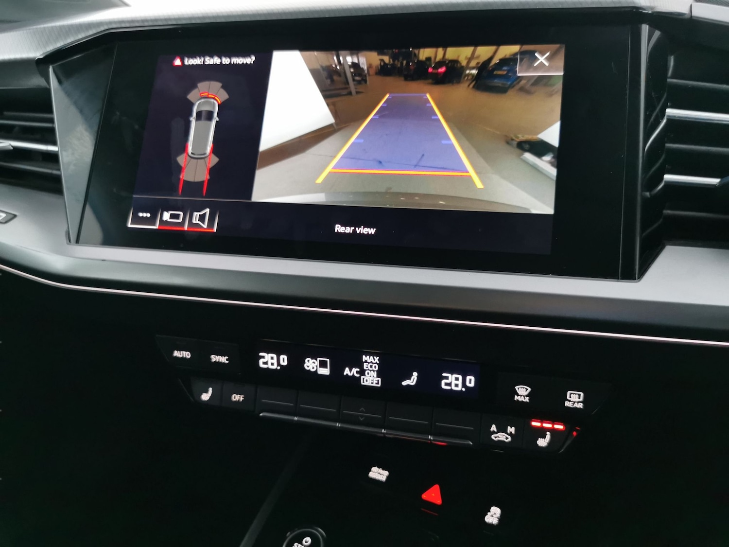 Used Audi Q4 e-tron 2022 for sale - 77676912: Photo 6